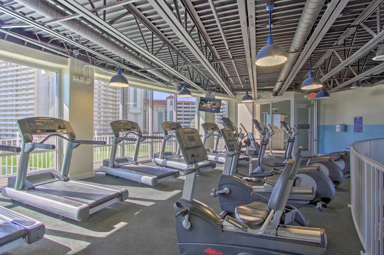 Comfy Pcb Condo With View And Private Beach Access! パナマシティービーチ アパート