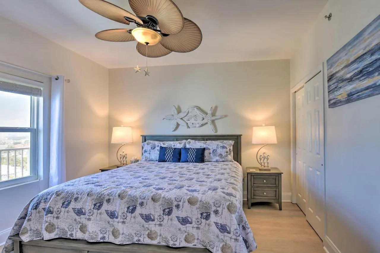Comfy Pcb Condo With View And Private Beach Access! パナマシティービーチ アパート